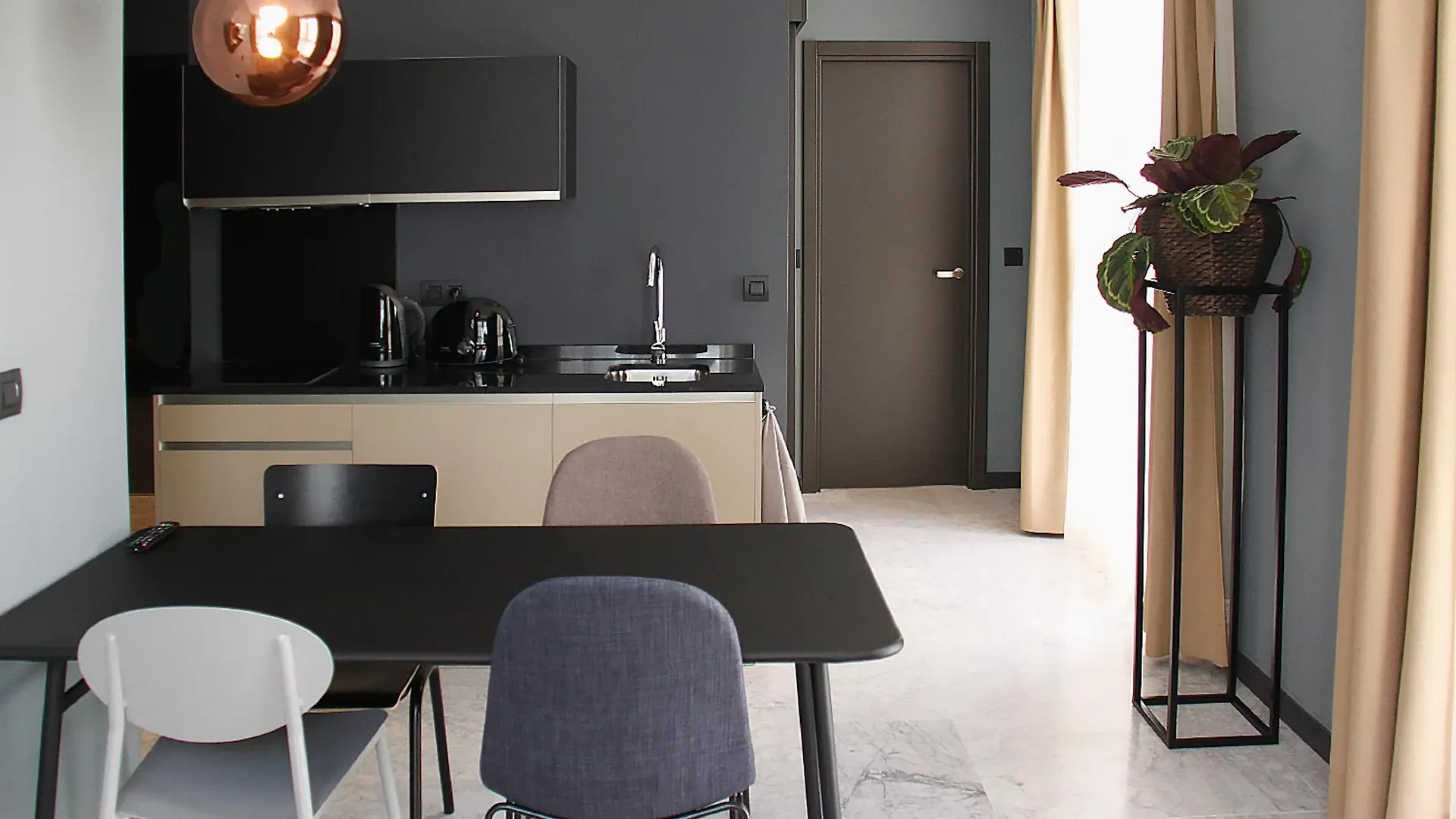 Apartamentos NONO by Charming Stay Málaga