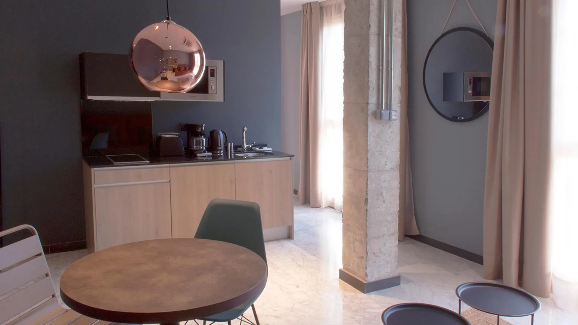 Apartamentos NONO by Charming Stay Málaga