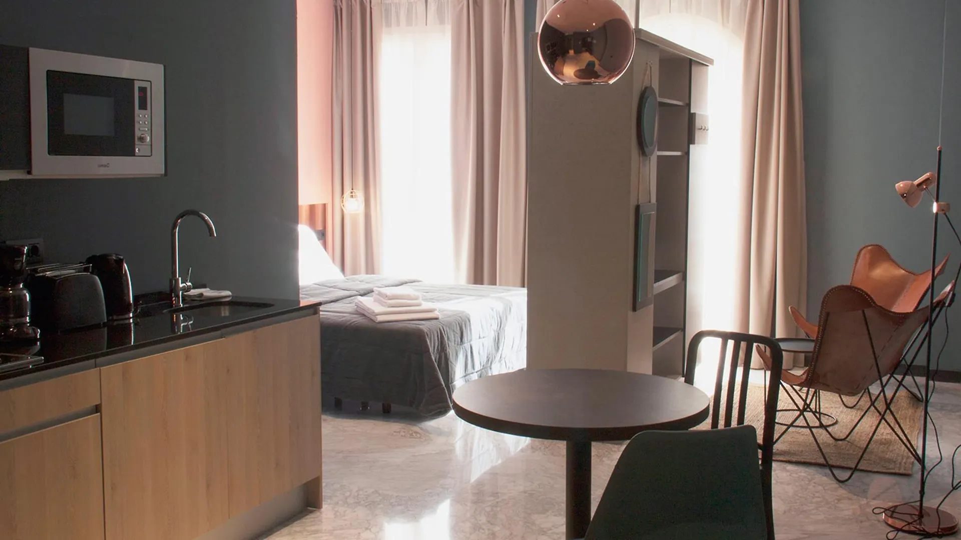 Apartamentos NONO by Charming Stay Málaga