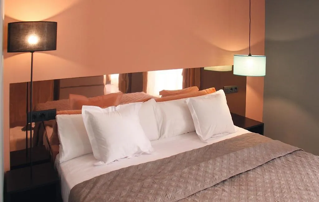Apartamentos NONO by Charming Stay Málaga 0*,  España